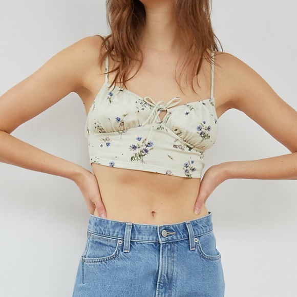 Sunday Best Darcy Crop Cami - Picture 1 of 4